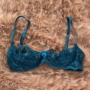 EUC, Frederick's of Hollywood Lightly Lined Teal Lace Demi Bra, 34